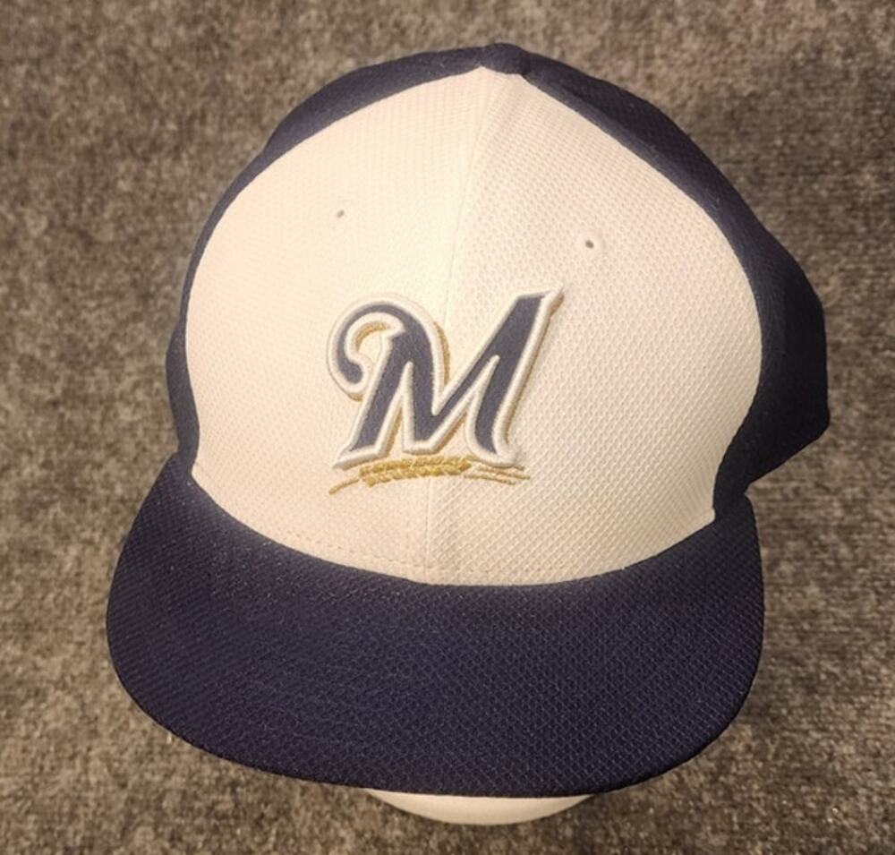 New Era 59FIFTY Milwaukee Brewers Fitted Hat Size 8 Tan Navy Cap MLB